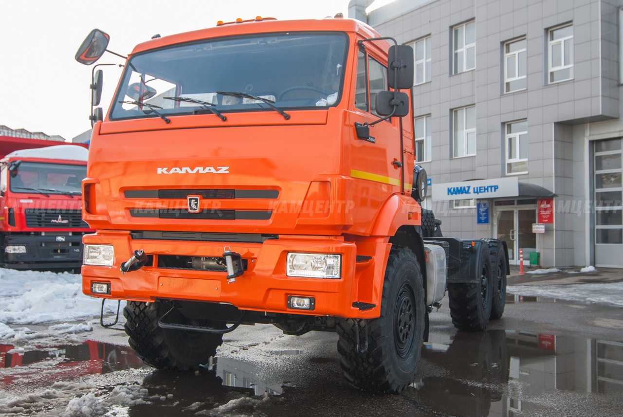 Седельный тягач КАМАЗ 53504